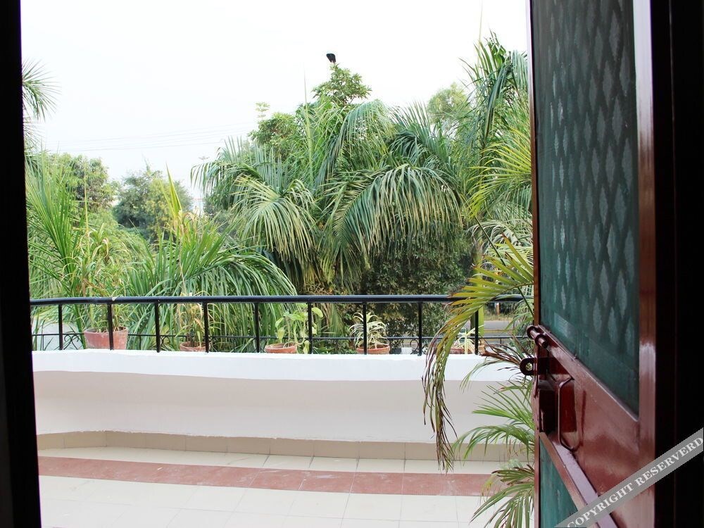 Нойда: OYO Rooms Sai Temple Noida Sector 61