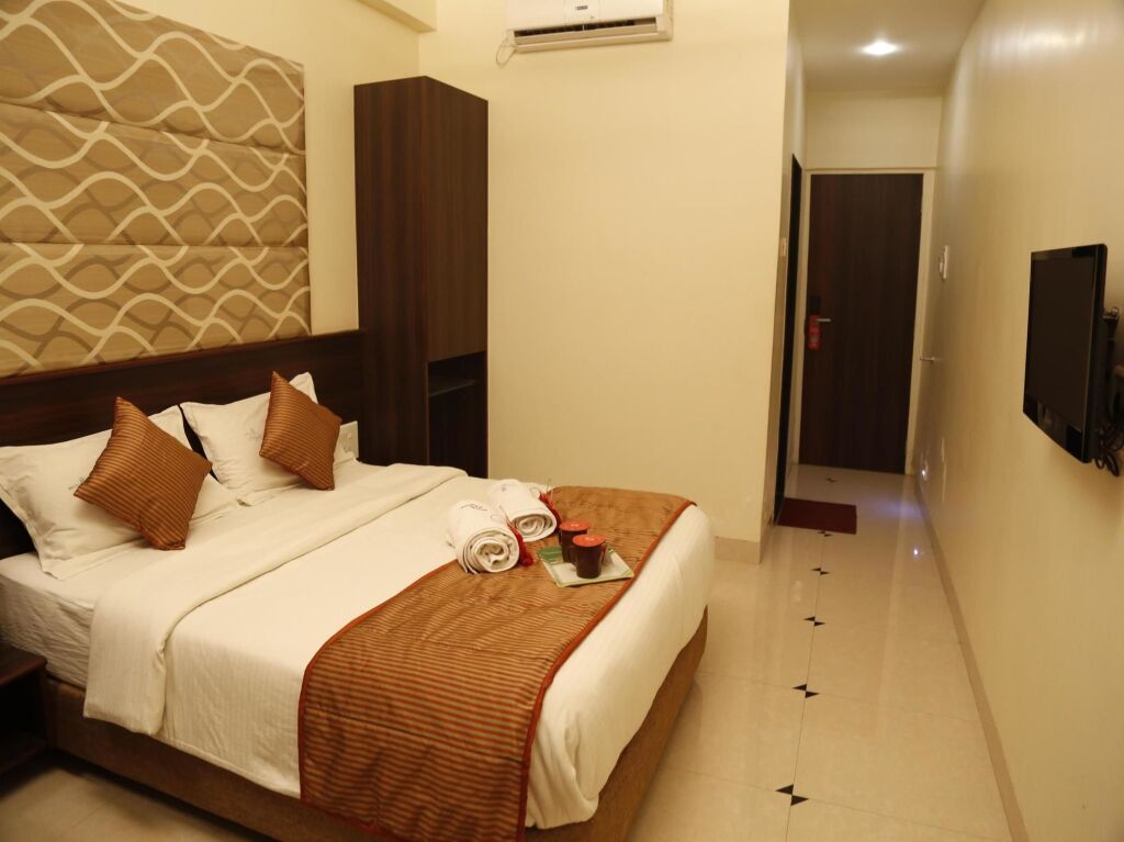 Колхапур: OYO 2726 Hotel Elegant