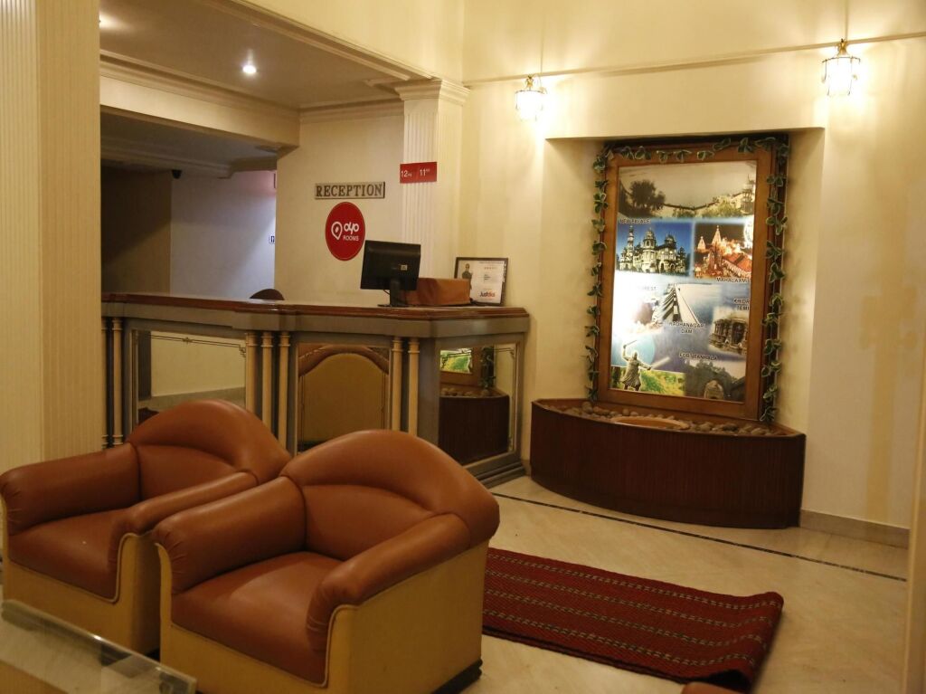 Колхапур: OYO 2726 Hotel Elegant
