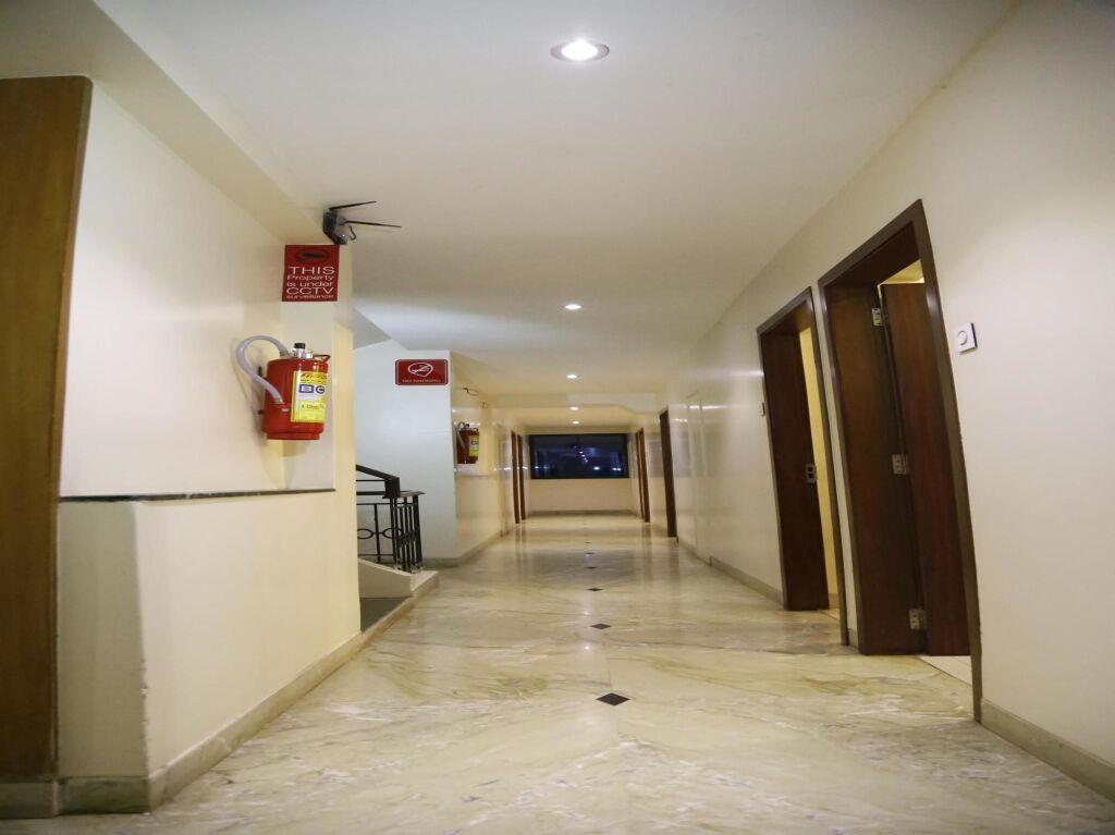Колхапур: OYO 2726 Hotel Elegant