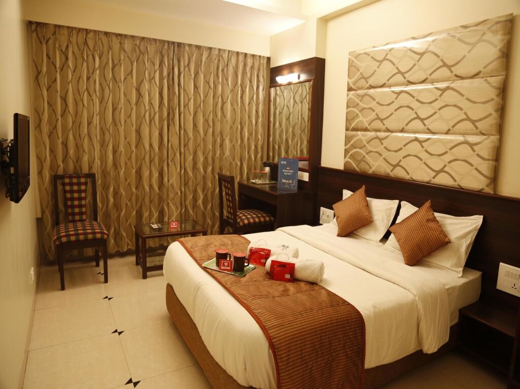 Колхапур: OYO 2726 Hotel Elegant