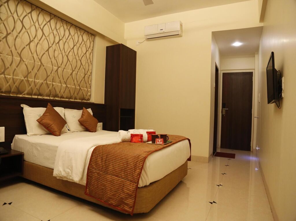 Колхапур: OYO 2726 Hotel Elegant
