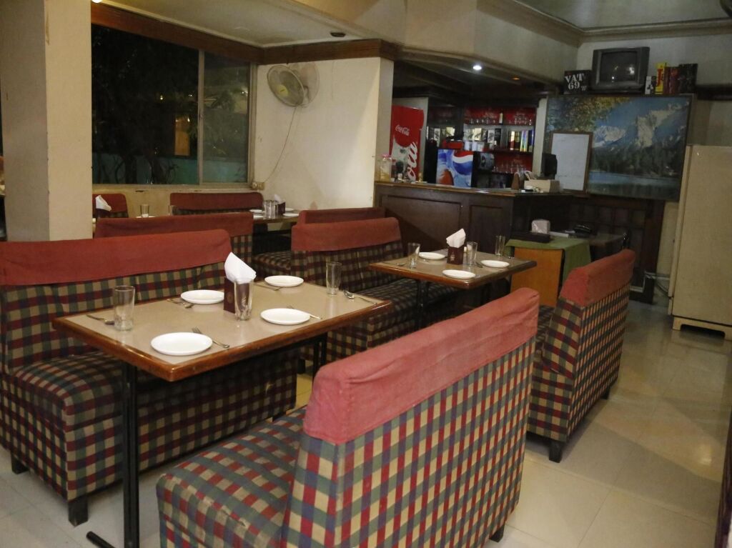 Колхапур: OYO 2726 Hotel Elegant
