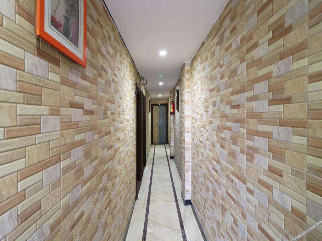 OYO 2705 Hotel Preet Palace — фото 1