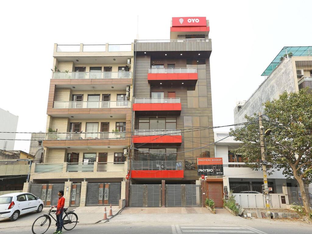 Нью-Дели: OYO Flagship 545 Rohini Pitampura