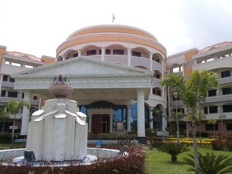 Ширди: Shri Sainivas Mega Dharmashala