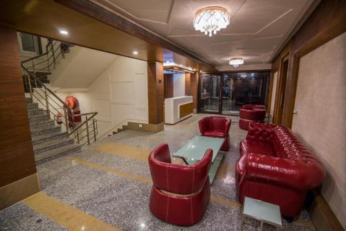 Данапур: The Westend Hotel