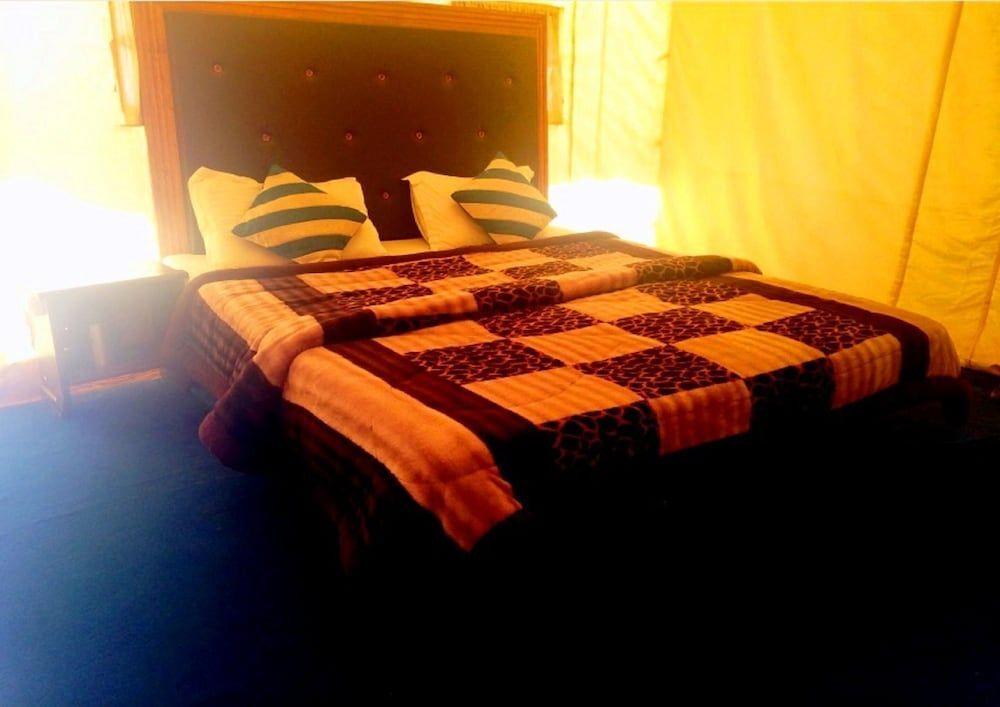 Хундер: TIH Desert Oasis Camp - Hunder