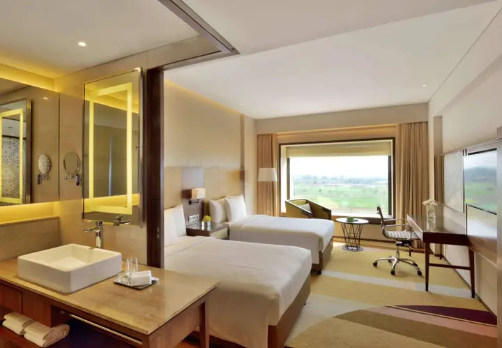 Райпур: Courtyard by Marriott Raipur