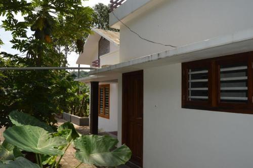 Султан-Батери: Rasta Guest house
