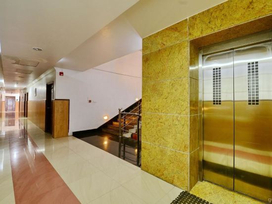 Ангул: Hotel Durga