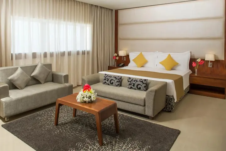 Кондотти: The Raviz Calicut
