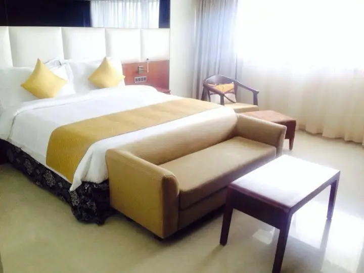 Кондотти: The Raviz Calicut