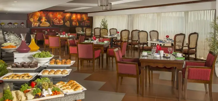 Кондотти: The Raviz Calicut