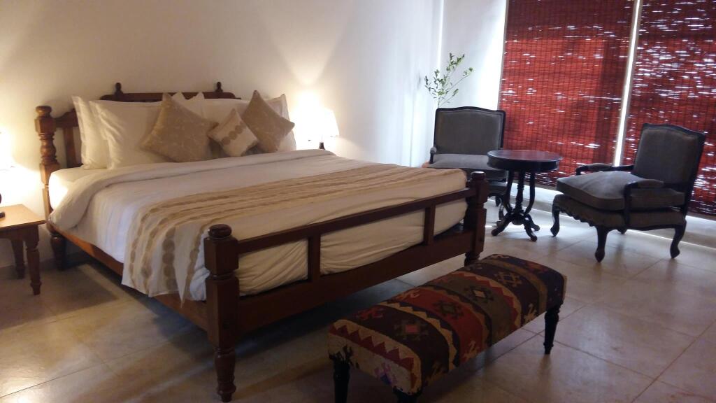 Чандрапур: Jharna Resort