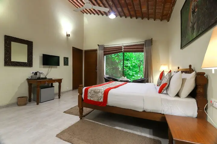 Чандрапур: Jharna Resort