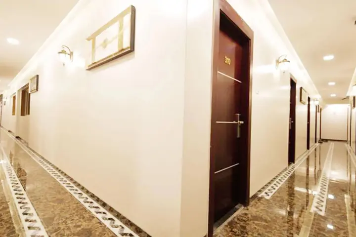 Мумбаи: Hotel Annex Executive