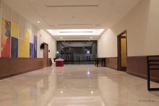 Особая экономическая зона Mahindra World City: Kalyan Grand - a business hotel