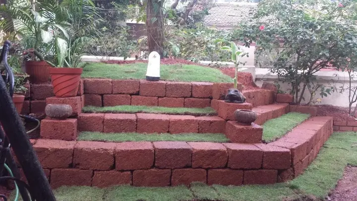 Анджуна: Manali Guest House