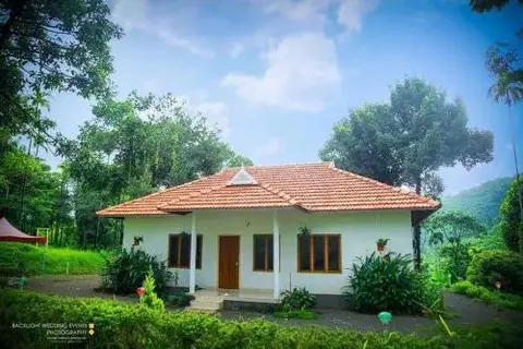 Какабе: Paithal Mount Cottage