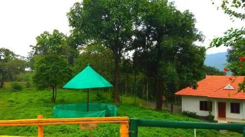 Какабе: Paithal Mount Cottage