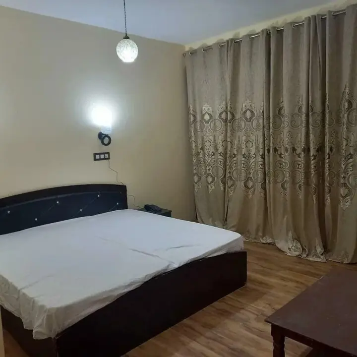 Каргил: Royal Inn Hotel