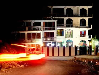 Каргил: Royal Inn Hotel