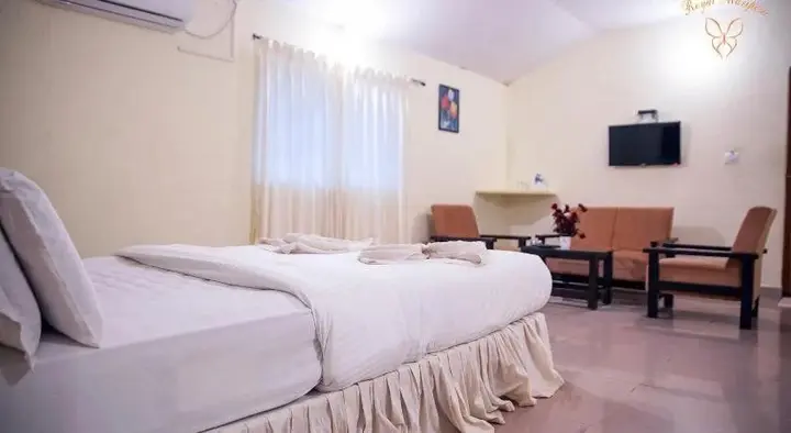 Лонда: Magenta Resort