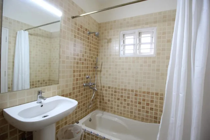 Бангалор: White Feather Hotel