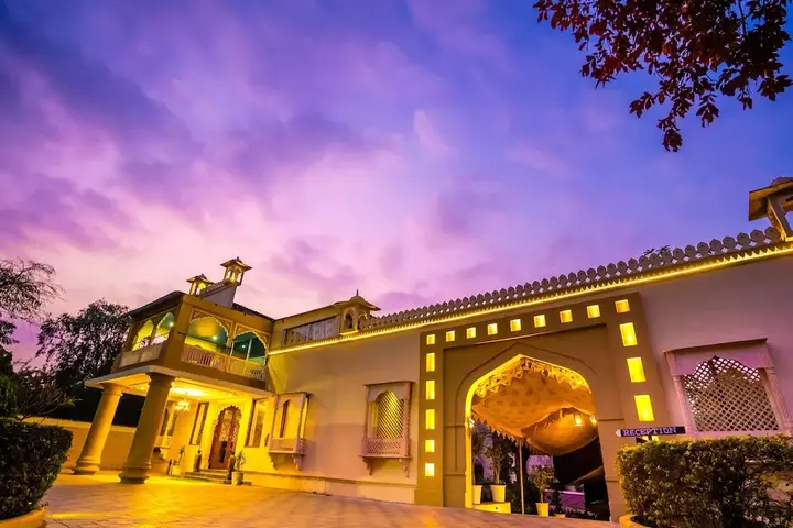 Савай-Мадхопур: Glitz Ranthambore Safari Resort