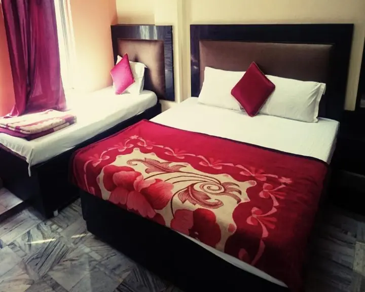 Варанаси: Hotel Aditya Inn