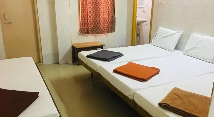 Тирупати: Sandeep Residency