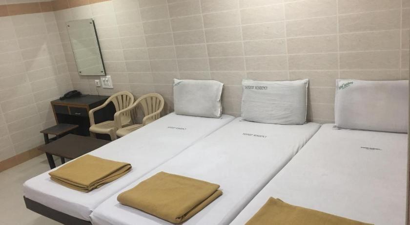 Тирупати: Sandeep Residency