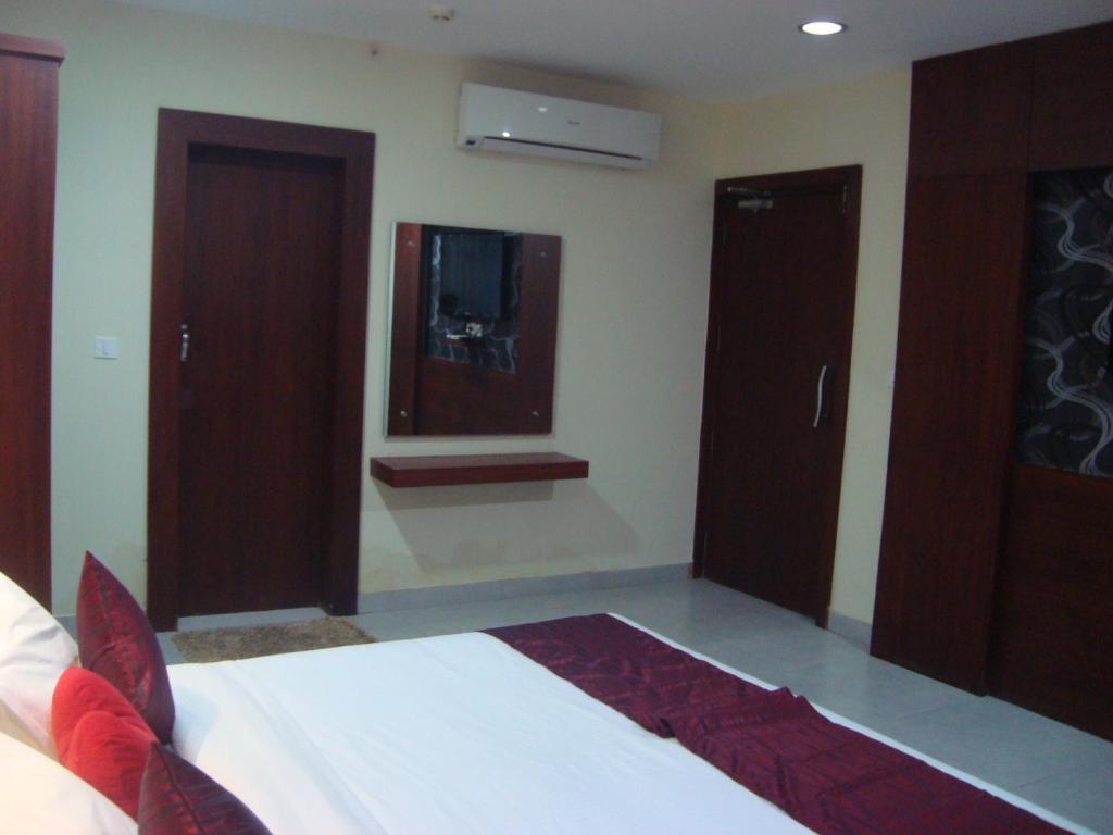 Паллипурам: Rouba Residency Hotel