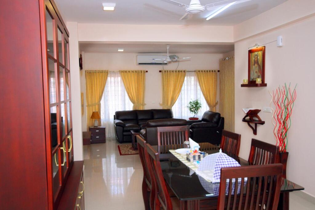 Коттаям: Teresa Plaza Luxury Serviced Apartments