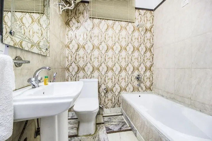 Агра: FabHotel Queen Palace