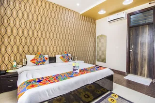 Агра: FabHotel Queen Palace
