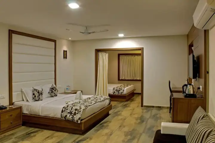 Junagadm: Vishal Lords Inn Gir Forest