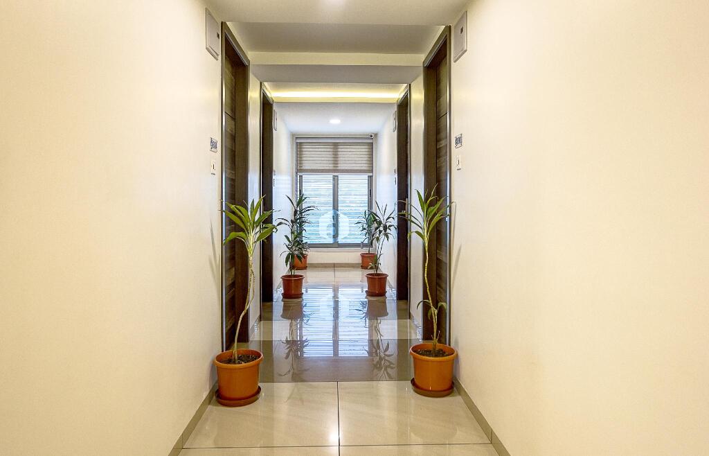 Индаур: Treebo Daksh Residency