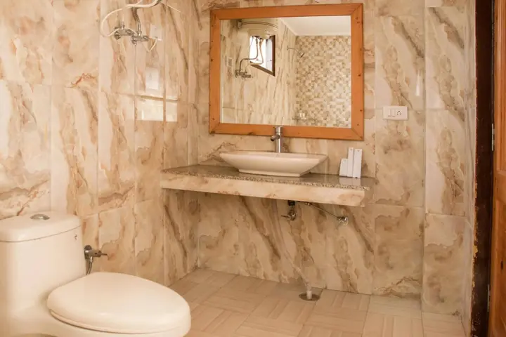 Манали: Treebo Trend Woodstock Inn