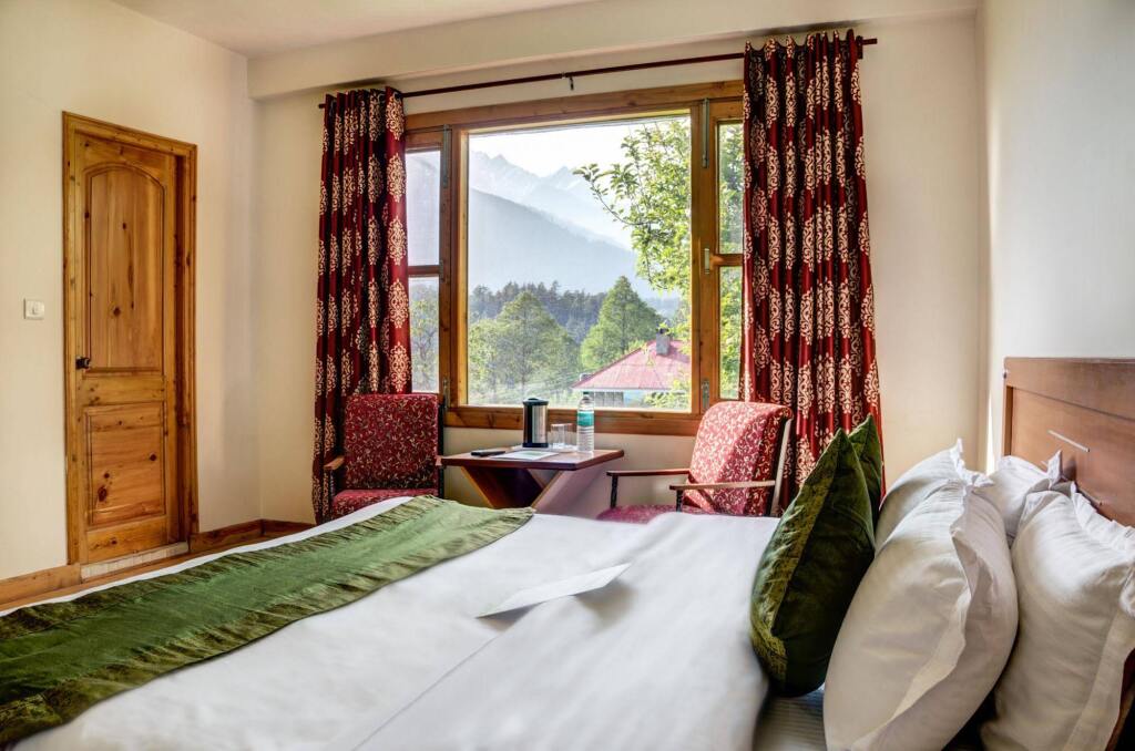 Манали: Treebo Trend Woodstock Inn