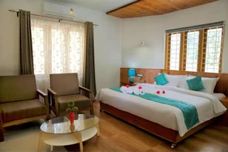 Куттикканам: L&G Riverview Haven.