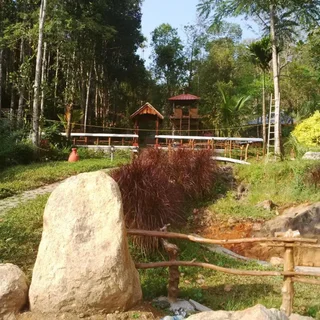 Куттикканам: L&G Riverview Haven.