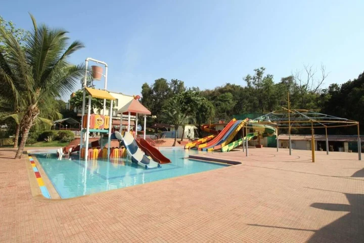 Тхане: Krishna Resorts and Water Park