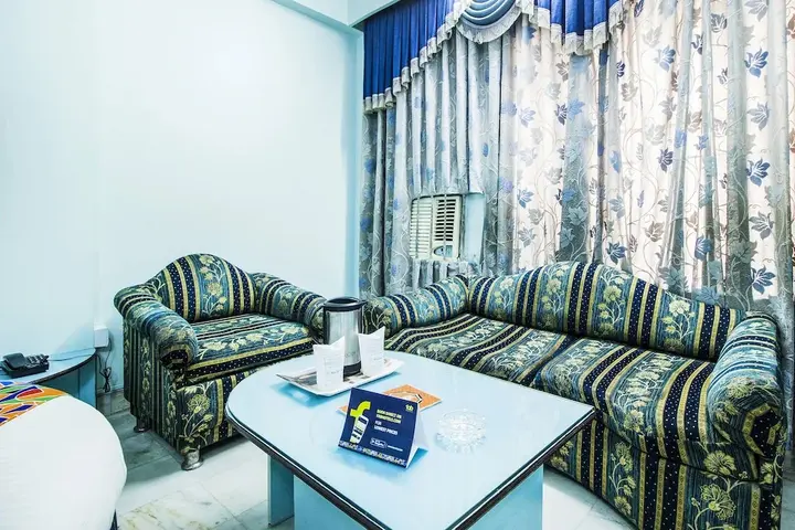 Канпур: FabHotel Mayfair Inn