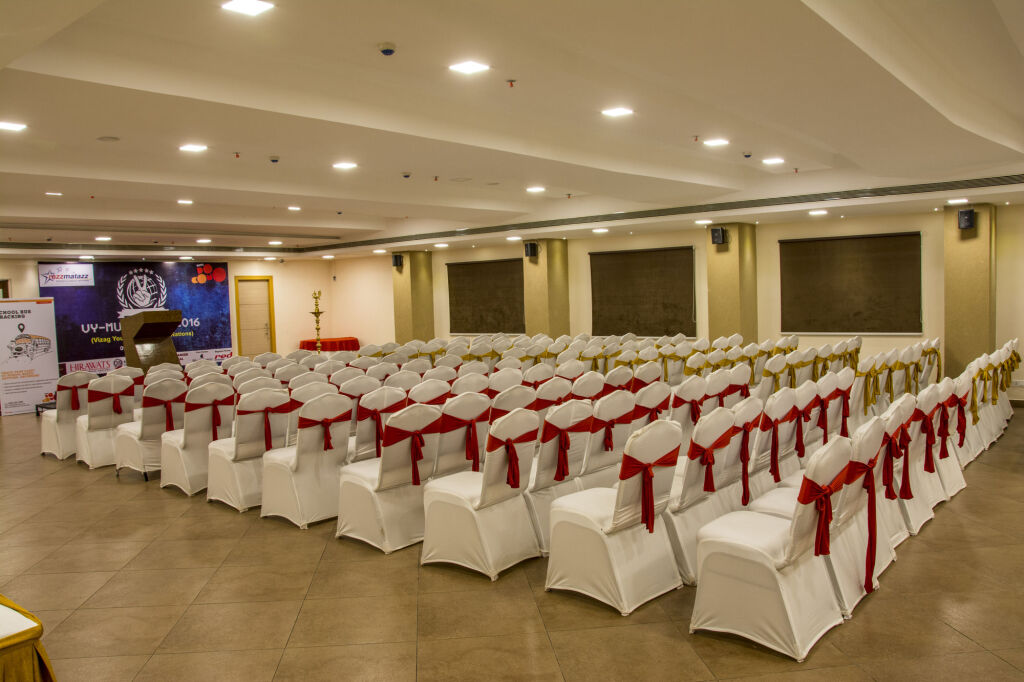 Висакхапатнам: Hotel Rockdale Clarks Inn Suites