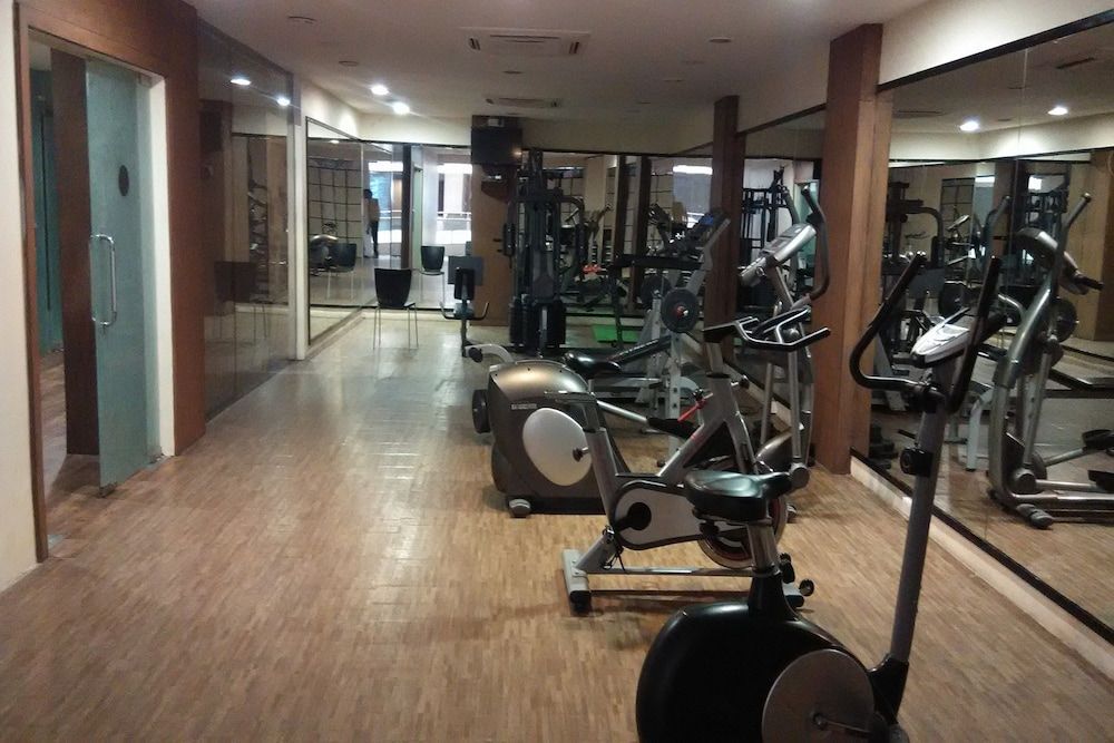Индаур: Hotel Mangal City