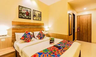Мумбаи: FabHotel Ascot International