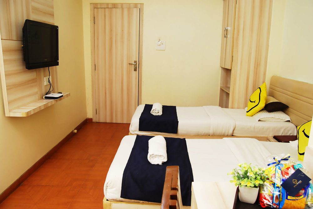 Тхане: Vista Rooms @ Thane Station