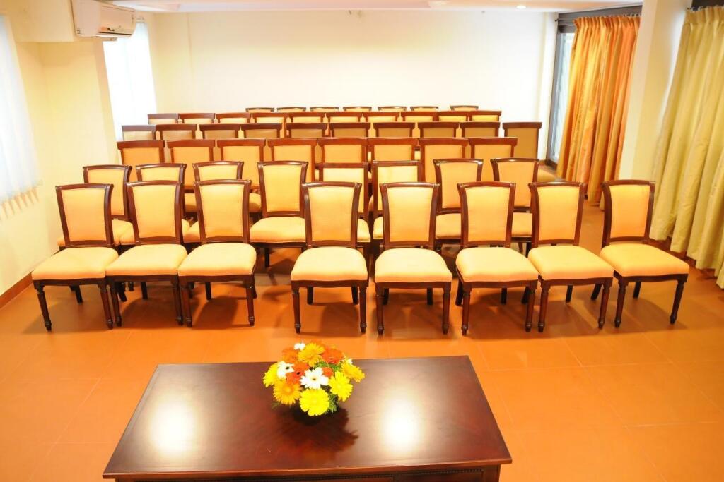Бангалор: OYO 5597 Hotel Sea Pearl